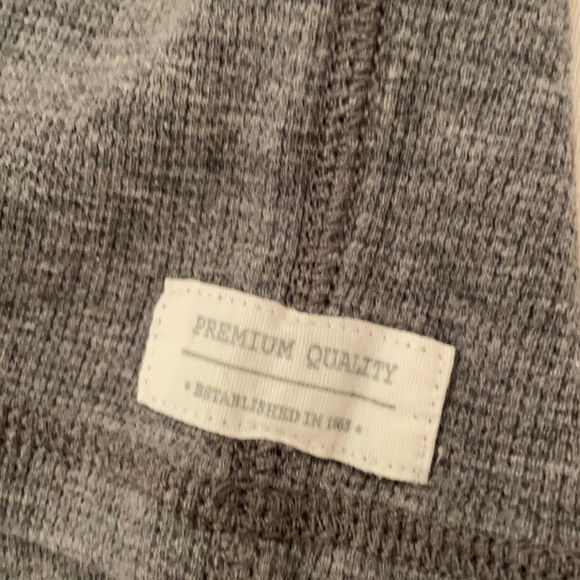 🎉3 for 30🎉 Carter’s 3 cute long sleeve pullover tops (OLCC) - Picture 6 of 11